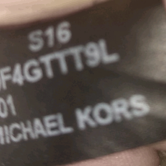 Sale!!🎁🔥😍Michael Kors Charlotte style purse - Picture 6 of 8